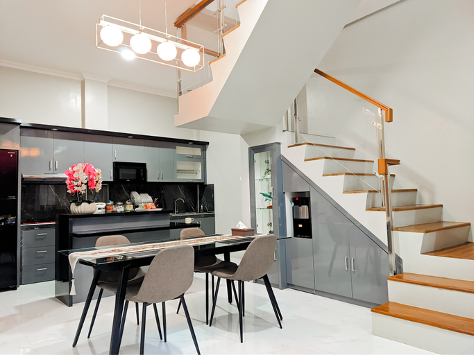 Sapphire Village Guesthouse, Banyumas