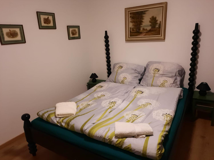 Bedroom 2, Idyllischer Bauernhof mit Charme, Andelfingen