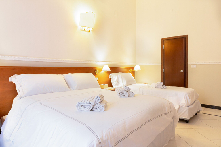 Bedroom 4, Hotel Domus Rome, Rome