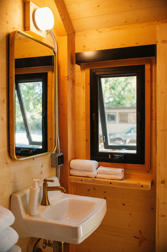 Bathroom 3, Johnson's Beach, Sonoma