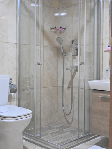Bathroom 2, Otel Mutevelli, Merkez