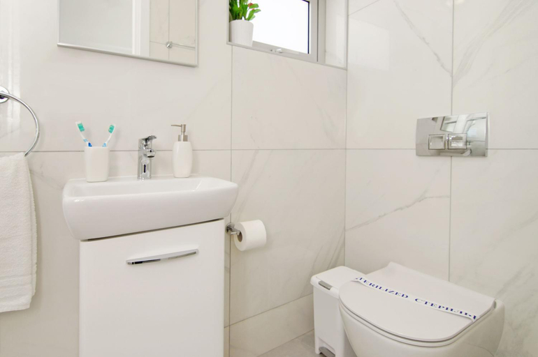 Bathroom 4, Villa Amelia