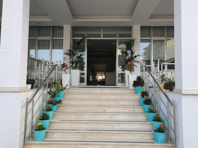 Exterior & Views 2, Perandor Beach Hotel, Durrësit