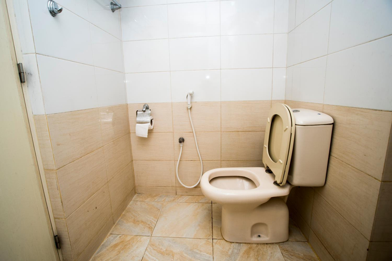 Bathroom 3, Tiger Garden Int Hotel Khulna, Khulna