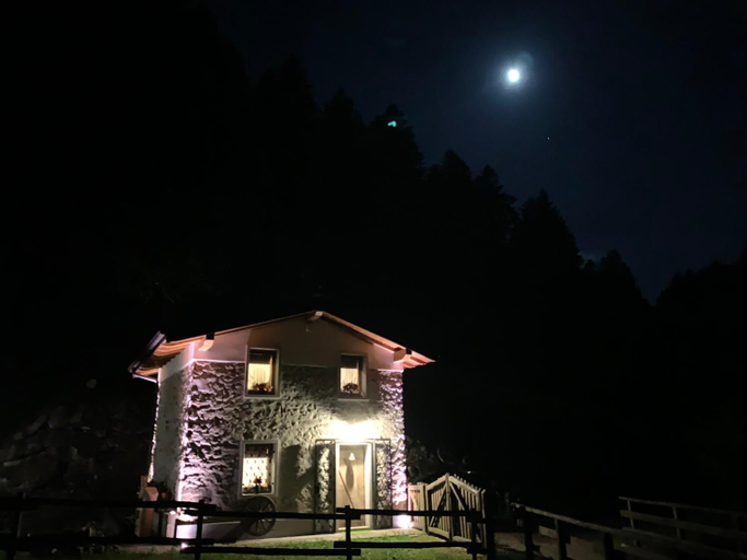 ALLA STALLA Suite & Chalet, Bergamo
