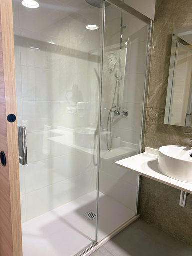 Bathroom 3, Almar 52 Suites, Valencia