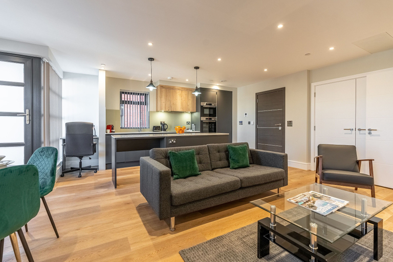 Others 4, Celador Apartments - Bond House, Reading