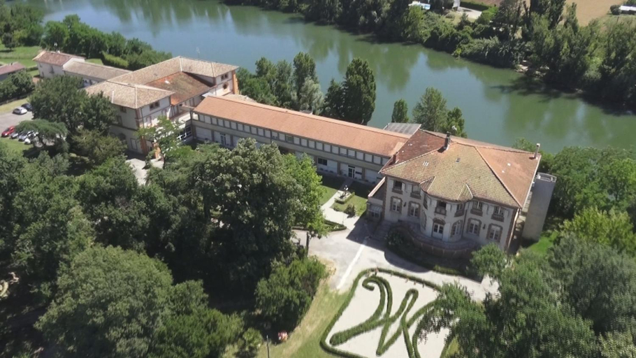 Others 5, Centre Louis Ormieres, Tarn-et-Garonne