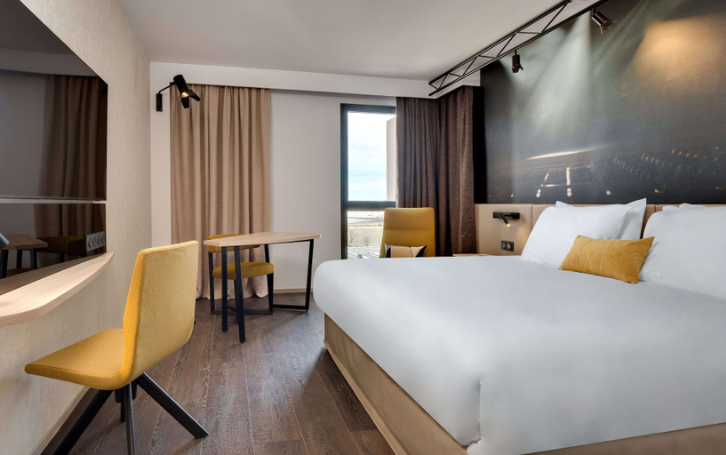 Bedroom 3, Mercure Montpellier Centre Comédie Hotel, Hérault