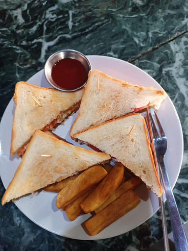 Food & Drinks 5, Crocodile Safari Camp, Narayani