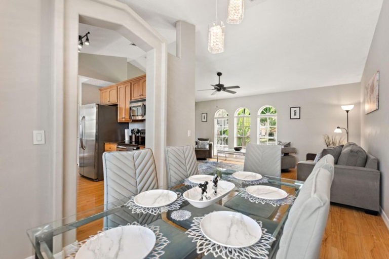 Dining 5, Magic Sunrise #417 by Shine Villas, Polk