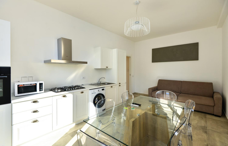 Facilities 2, Damavi suite 3, Lecce