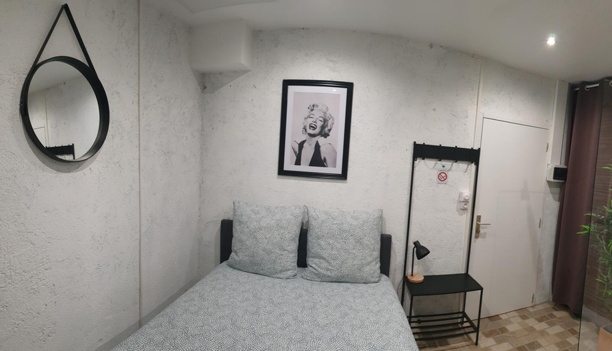 Bedroom 2, Au 36, Les Apparts Hotel Joigny, Yonne