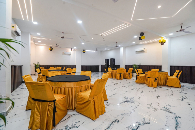 Food & Drinks 3, Fabhotel Grand Inn Ii, Agra