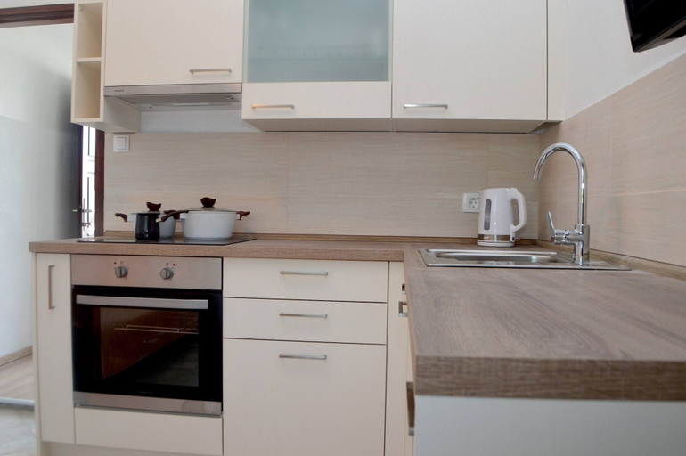 Others 4, Lovely 1-bedroom Apartment Venilia Rudin, Preko