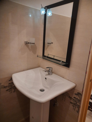 Bathroom 3, Dulmini Homestay, Ella