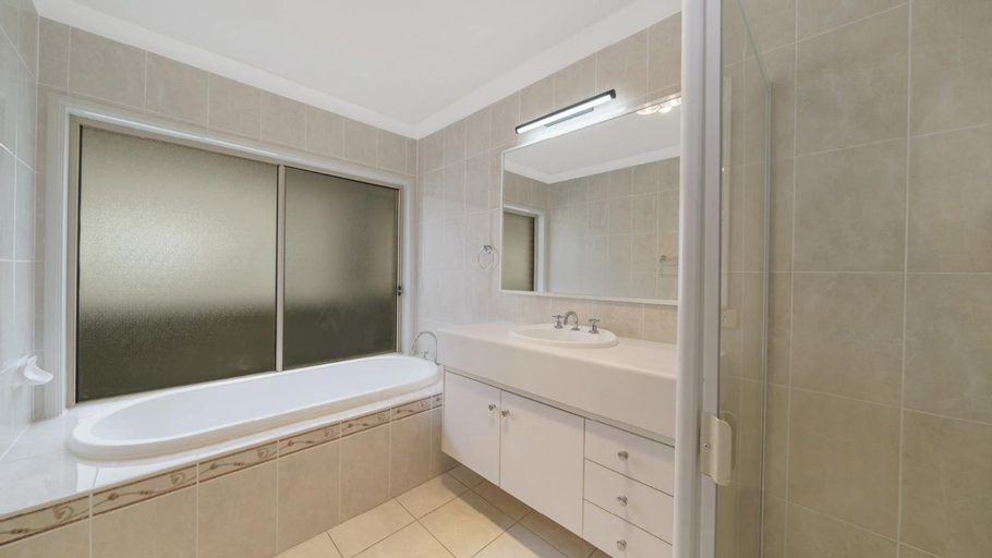 Bedroom 3, Waterview Retreat - Blackwal, Gosford - West