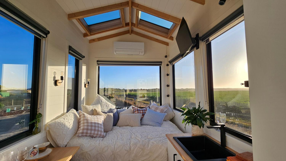Others 2, Coastal Haven Tiny Home - Port Fairy Tiny Homes, Moyne - South