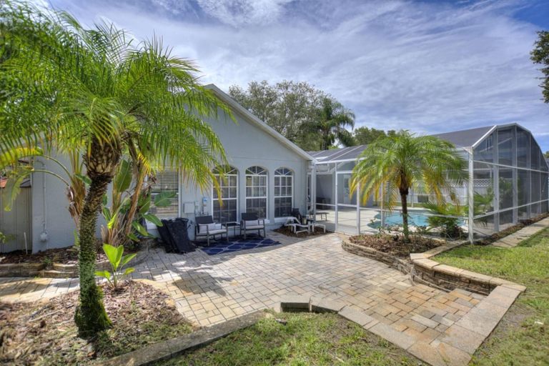 Primary image, Magic Sunrise #417 by Shine Villas, Polk