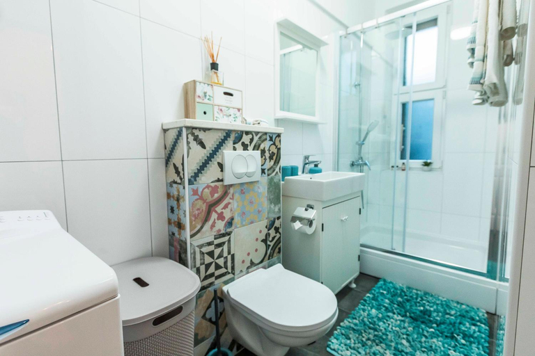 Bathroom 2, Apartments Horizons, Split