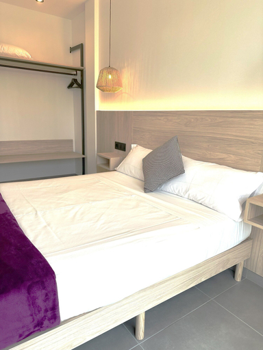 Bedroom 2, Almar 52 Suites, Valencia