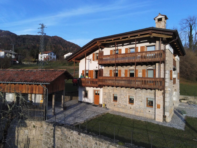 Others 2, La Farie, Udine