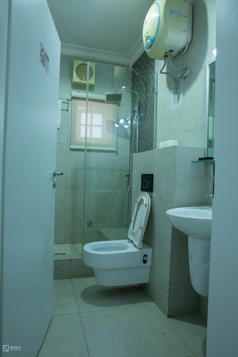 Bathroom 4, Dfranklin Apartment and Event Centre, AbujaMun