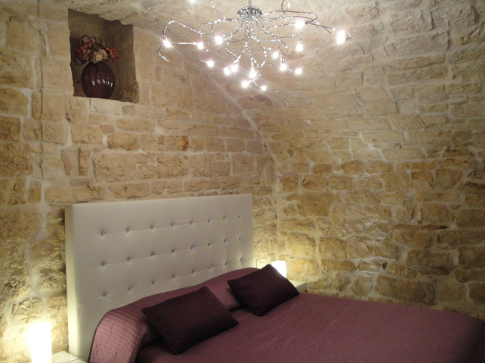 Others 5, Relais del Marchese, Bari