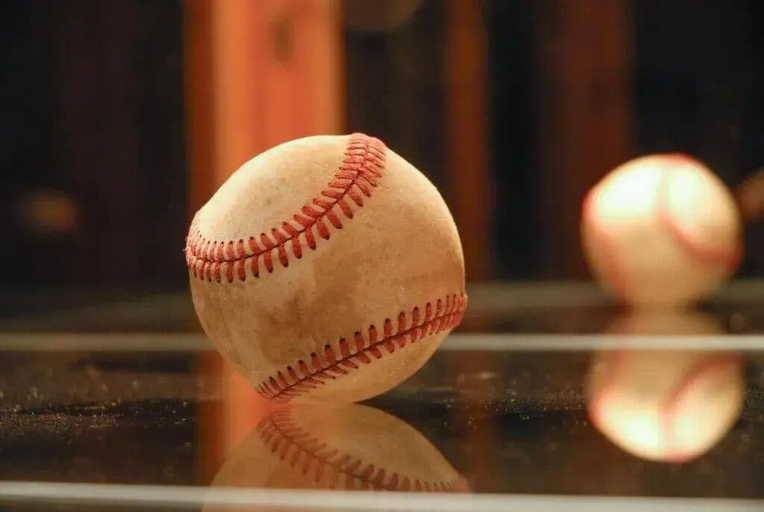 Others 3, Baseball Town Motel, Otsego