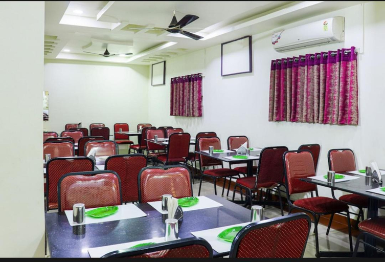 Food & Drinks 2, Hotel Menaka , Krishna