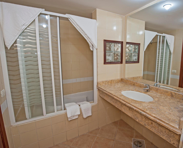Bathroom 4, Sun & Sea Hotel - Hurghada, Al-Ghurdaqah
