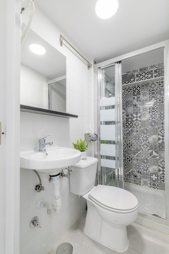 Bathroom 4, LooP América - Adults Only, Madrid