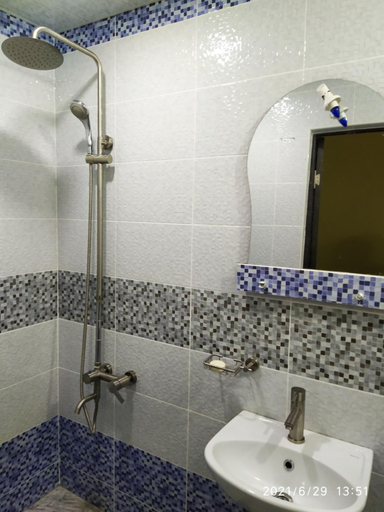 Bathroom 5, Dom Polski