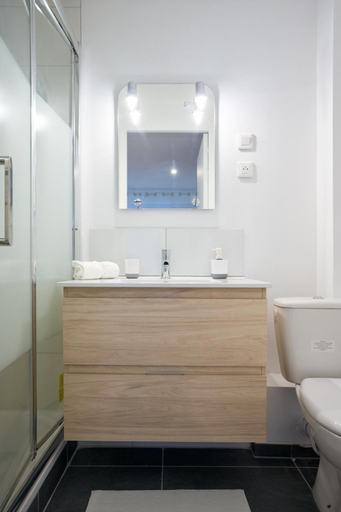 Bathroom 3, THEM'APPARTS Bordeaux Chartrons, Gironde