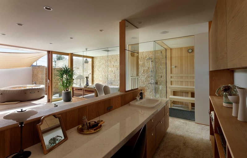 Bathroom 3, tuuli, Nakatsu