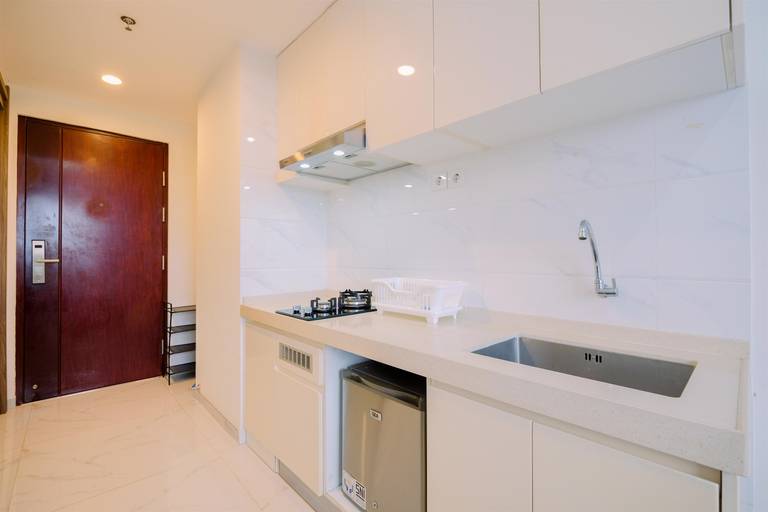 Others 5, Good Studio at Sky House BSD Apartment near AEON Mall By Travelio, Tangerang Selatan