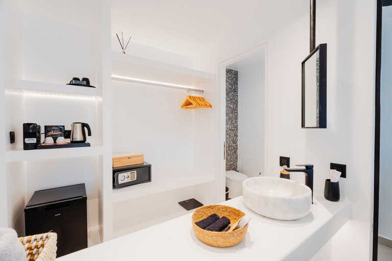 Bathroom 5, Oliving Mykonos Luxury Suites, South Aegean