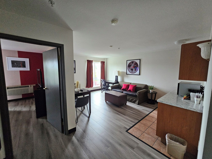 Others 5, Ramada by Wyndham SeaTac Airport, SeaTac
