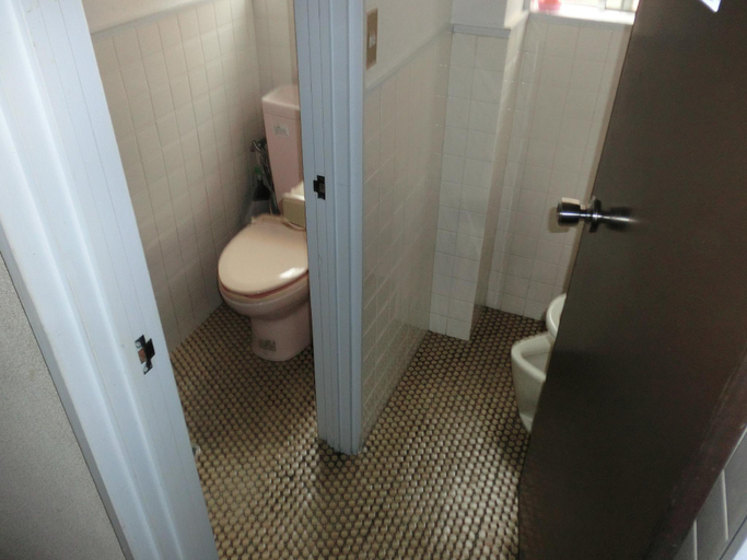 Bathroom 3, Pension Lakeside, Ōtsu