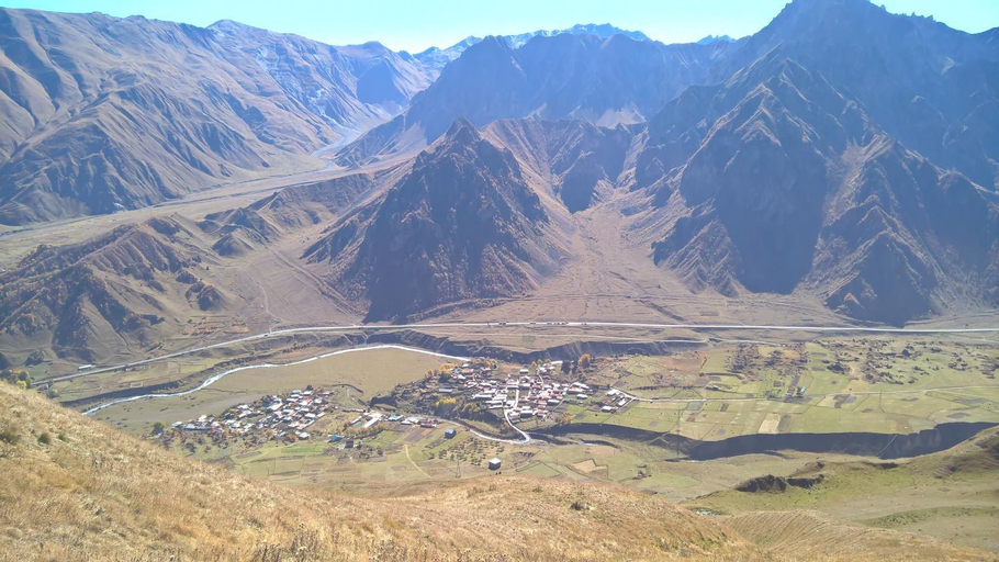 Others 2, Green Hostel, Kazbegi