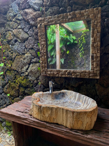 Bathroom 4, Ganesha House, Buleleng