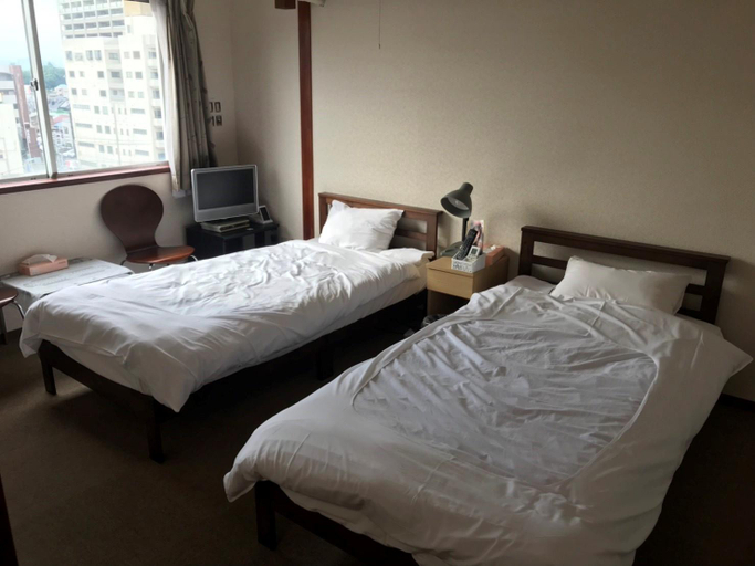 Others 3, Hotel New Kashiwa, Oyama