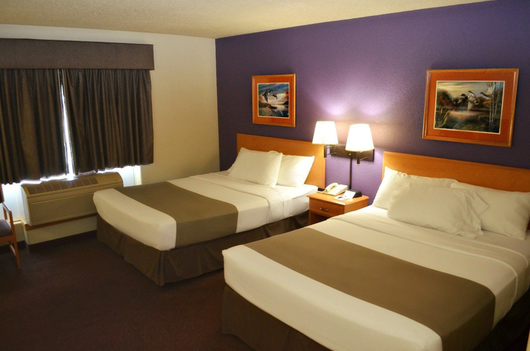Bedroom 2, Fossil Creek Hotel And Suites, Russell