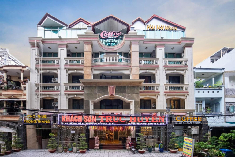 Exterior & Views, Truc Huyen Hotel, Binh Tan