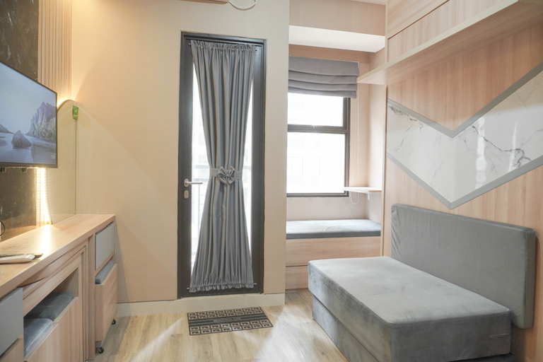 Others 2, Nice and Fancy Studio at Transpark Cibubur Apartment By Travelio, Depok
