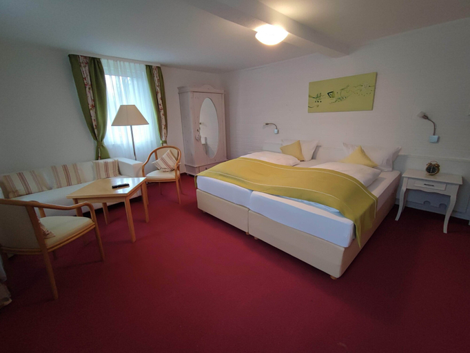 Bedroom 2, Room in Guest Room - Pension Forelle - Double Room No01, Rastatt