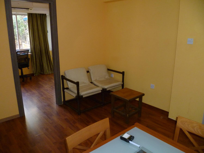 Others 4, Private Room in a shared central flat