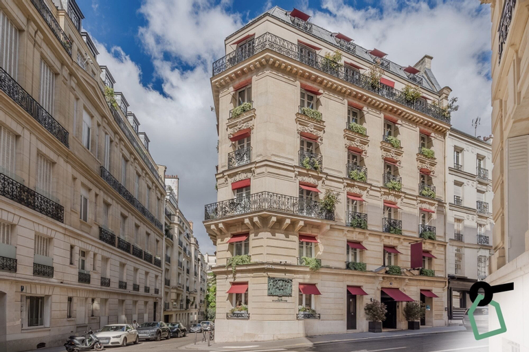 Hotiday Room Collection - Paris Arc de Triomphe, Paris