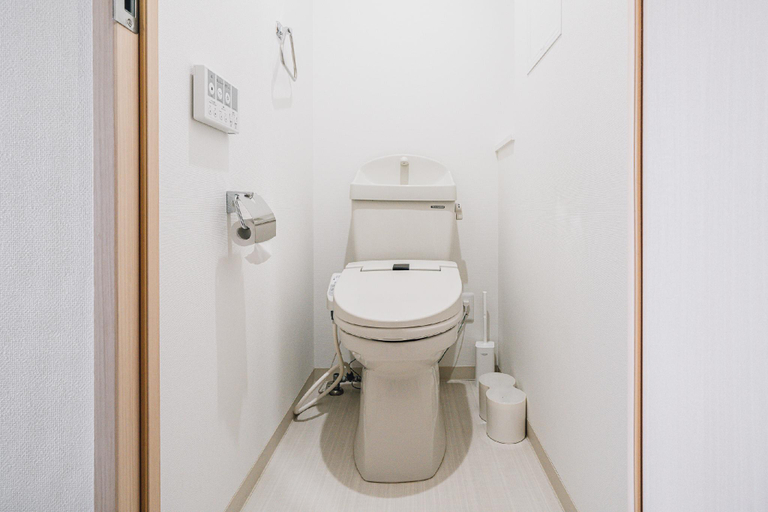 Bathroom 2, Prendre Namba AFP Apartment , Osaka