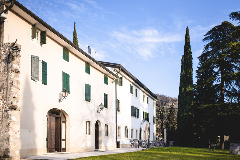 Exterior & Views 2, Massimago Wine Relais, Verona